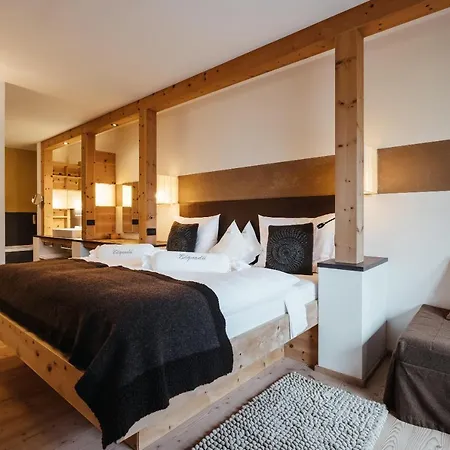 Hotel Lagació Mountain