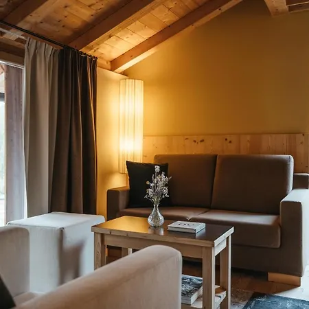 Lagació Mountain Hotel 4*