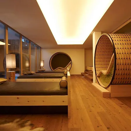Lagació Mountain 4* San Cassiano (Badia)