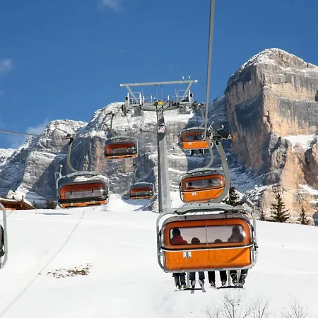 Hotel Lagació Mountain San Cassiano (Badia)